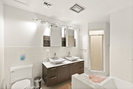 Pocasset Cape Cod vacation rental - Guest King Bathroom