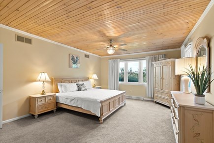Pocasset Cape Cod vacation rental - Guest King Bedroom