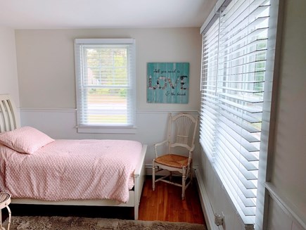Dennis Cape Cod vacation rental - Bedroom 4  Twin bed, dresser and book nook