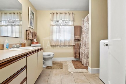 East Falmouth Cape Cod vacation rental - Bathroom