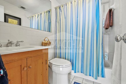 Falmouth Cape Cod vacation rental - Bathroom