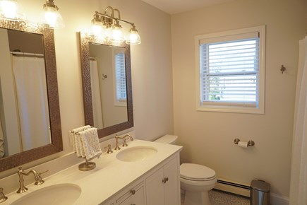 Mashpee Cape Cod vacation rental - 2nd floor bathroom with bathtub
