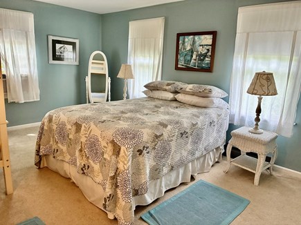 Wellfleet Cape Cod vacation rental - First floor bedroom with Queen and bunk beds - Main house