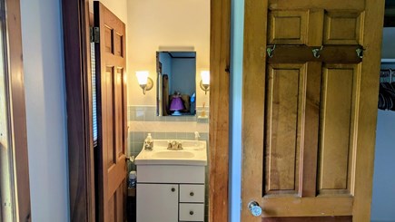 Pocasset Cape Cod vacation rental - Primary bedroom half bath