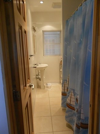 Brewster Cape Cod vacation rental - Bathroom
