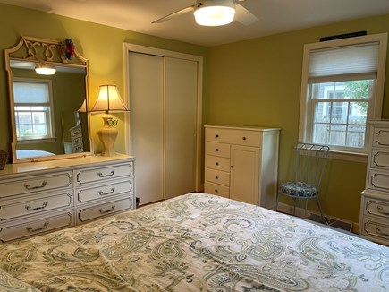 Harwich, Walk to Beach Cape Cod vacation rental - Comfortable queen bedroom