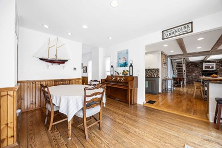 Bourne, Buzzards Bay Cape Cod vacation rental - Dining with charm and cozy elegance.
