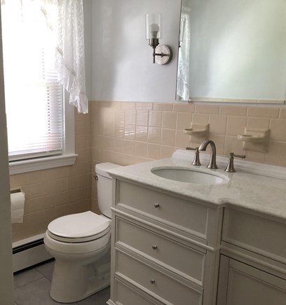 Falmouth Cape Cod vacation rental - Bathroom 2
