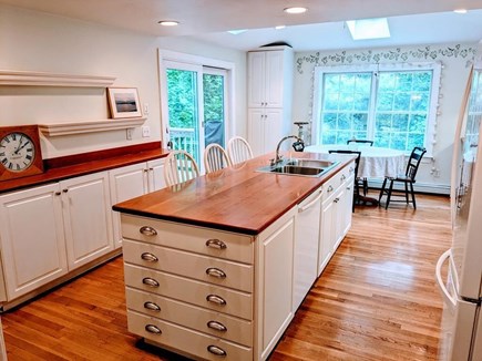 Falmouth / Woods Hole Cape Cod vacation rental - Kitchen