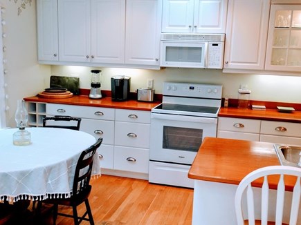 Falmouth / Woods Hole Cape Cod vacation rental - Dining Area
