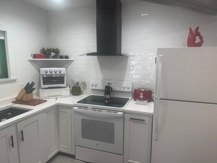 Wellfleet Cape Cod vacation rental - Electric Stove in New Kitchen