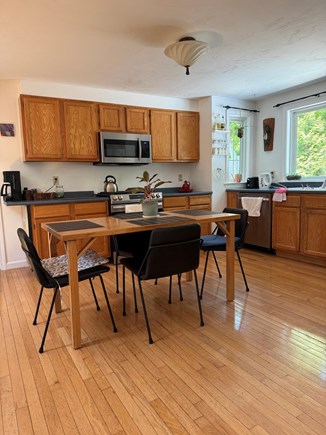 Mashpee Cape Cod vacation rental - Kitchen seating