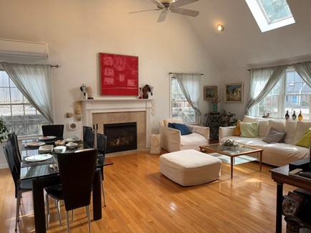 Mashpee Cape Cod vacation rental - Living room