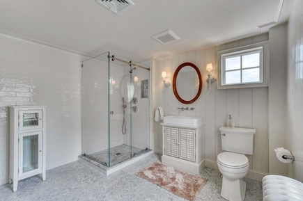 Falmouth Cape Cod vacation rental - Bath