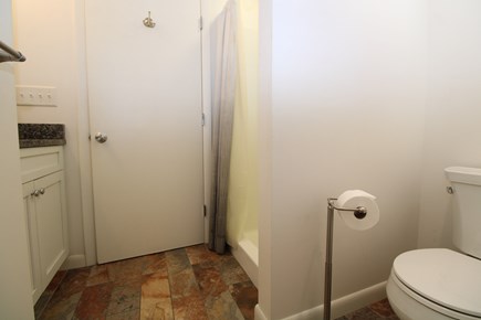 Wellfleet Cape Cod vacation rental - Bathroom