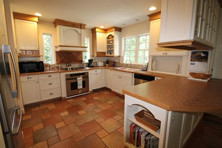 Wellfleet Cape Cod vacation rental - Kitchen