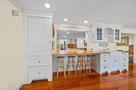 Chatham, Harborside Cape Cod vacation rental - Large, Well Equipped Kitchen