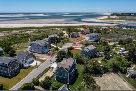 Chatham, Little Beach Cape Cod vacation rental - Arrow towards the house.