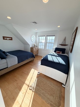 Chatham, Lighthouse Beach Cape Cod vacation rental - Second bedroom with queen, twin and trundle bed