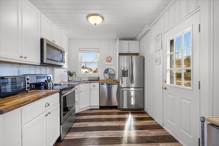 West Yarmouth Cape Cod vacation rental - Fully equipped kitchen