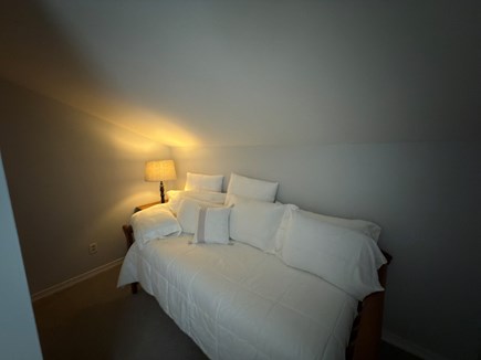 Centerville, Craigville Village Cape Cod vacation rental - Single Bedroom