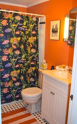 Falmouth Cape Cod vacation rental - Bathroom