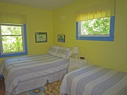 Wellfleet Cape Cod vacation rental - Bedroom with two twin beds