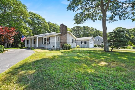 East Falmouth Cape Cod vacation rental - Exterior side