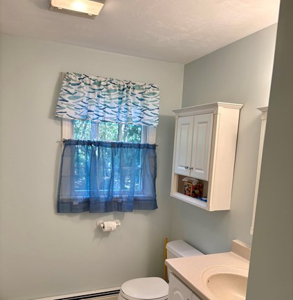 Brewster Cape Cod vacation rental - 2nd Floor Bath
