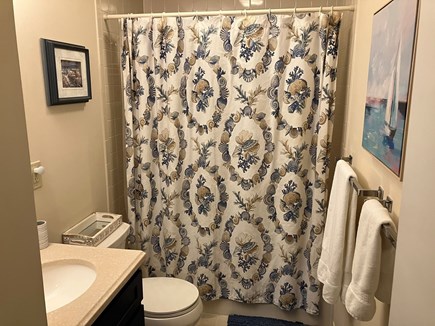 Brewster, Ocean Edge Cape Cod vacation rental - Primary bedroom bath