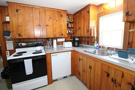 Wellfleet Cape Cod vacation rental - Fully applianced Kitchen