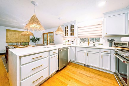 Orleans Cape Cod vacation rental - Eat-in breakfast and coffee bar