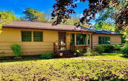 South Dennis Cape Cod vacation rental - House - Front