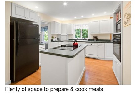 Orleans Cape Cod vacation rental - Kitchen with island