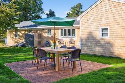 Orleans Cape Cod vacation rental - Outdoor dining for 6 people
