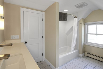 Provincetown Cape Cod vacation rental - Third Floor En-Suite