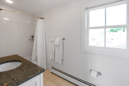 Provincetown Cape Cod vacation rental - En-Suite
