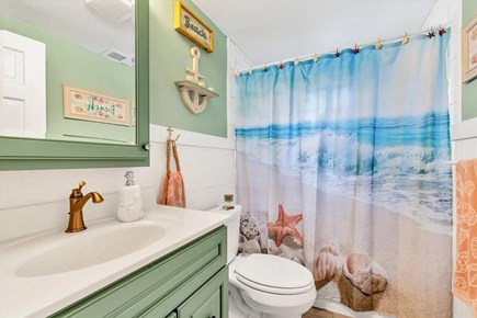 Yarmouth Cape Cod vacation rental - Bathroom with tub and shower