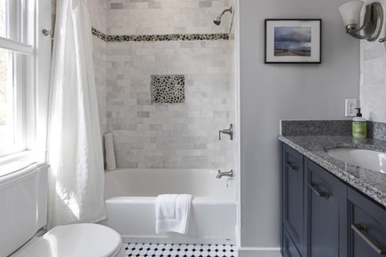 Provincetown Cape Cod vacation rental - Bathroom