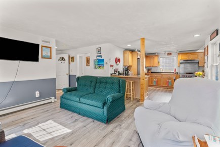 Popponesset, Mashpee Cape Cod vacation rental - Living room