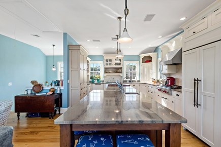 Wellfleet, Chipman`s Cove Lookout Cape Cod vacation rental - Second-floor kitchen with peninsula seating, stainless appliances