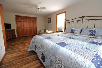 Orleans Cape Cod vacation rental - 2nd Floor King Room
