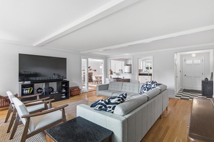 Falmouth, Great Harbors Cape Cod vacation rental - Living room