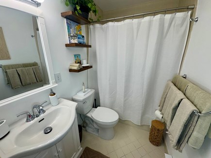 Brewster Cape Cod vacation rental - Primary Bathroom