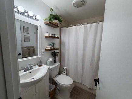 Brewster Cape Cod vacation rental - Secondary Bathroom