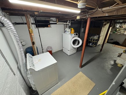 Brewster Cape Cod vacation rental - Washer / Dyer - Basement