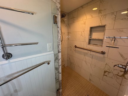 Brewster Cape Cod vacation rental - Primary Bathroom