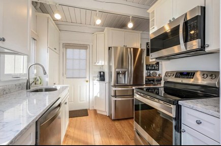 South Yarmouth Cape Cod vacation rental - Newer appliances