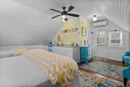 Centerville, Long Dell Inn Cape Cod vacation rental - Guest house upper level bedroom with king and twin