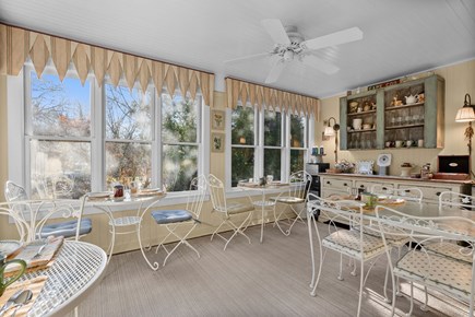 Centerville, Long Dell Inn Cape Cod vacation rental - Dining area with abundant seating for family dinners